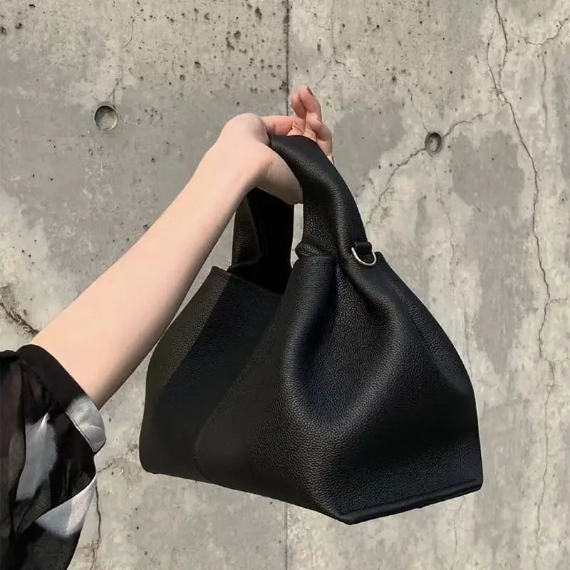 Bolsa Feminina de Couro Genuíno - Bellary 7