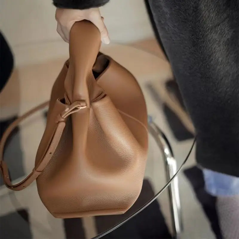 Bolsa Feminina de Couro Genuíno - Bellary 8