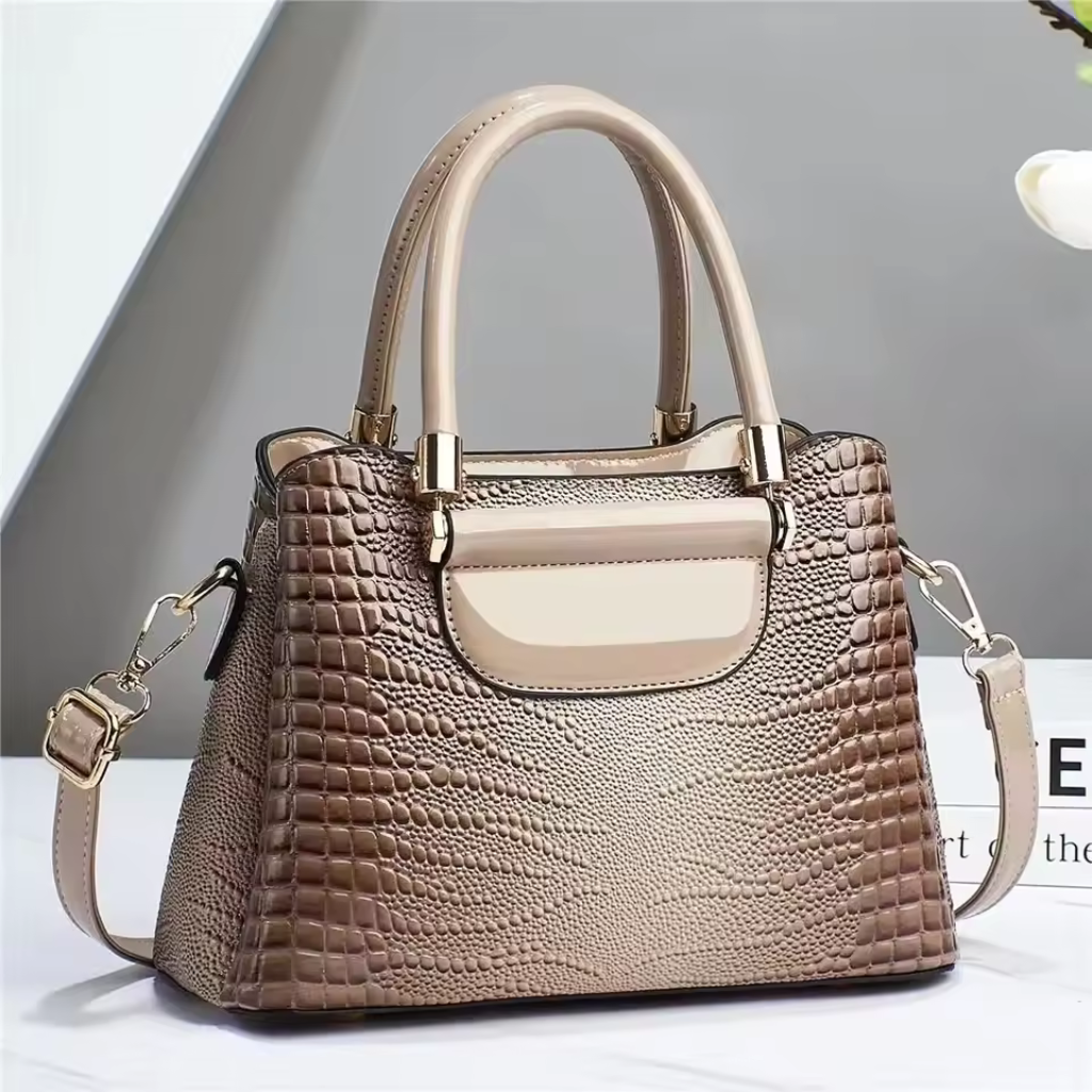 Bolsa Feminina de Couro Genuíno - Cadence 4
