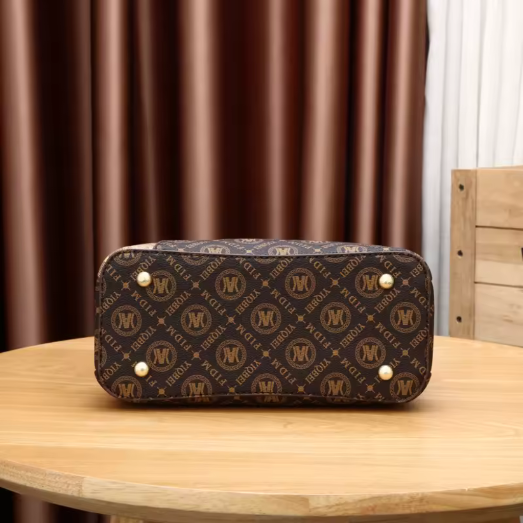 Bolsa Feminina de Couro Genuíno - Cassandra 6
