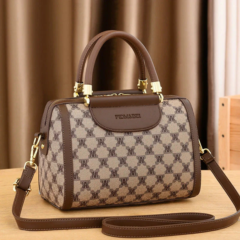 Bolsa Feminina de Couro Genuíno - Elvianne 14
