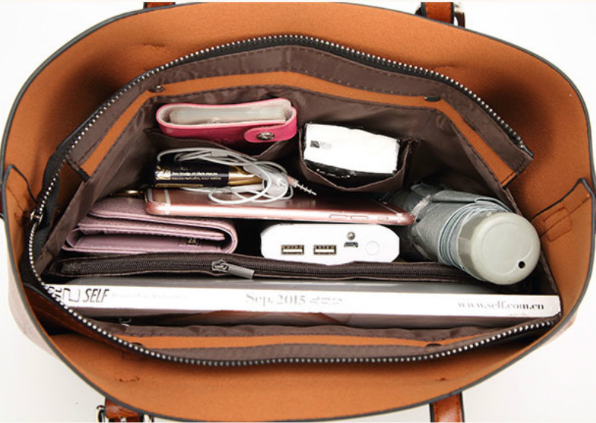 Bolsa Feminina de Ombro em Couro - Melviana 3