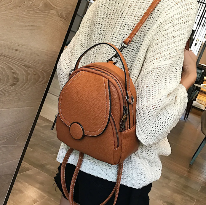 Mochila Feminina de Couro Luna Premium