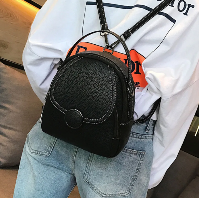 Mochila Feminina de Couro Luna Premium