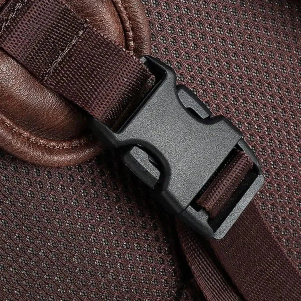 Mochila Executiva Masculina de Couro Jeep