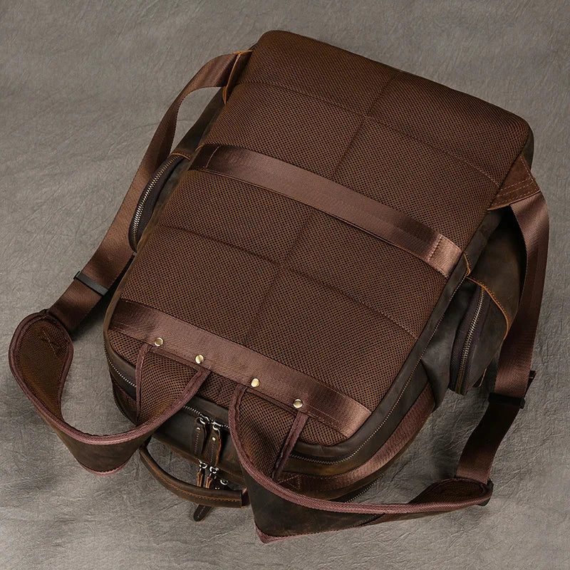 Mochila Masculina de Couro Luxo Notebook 17” 7