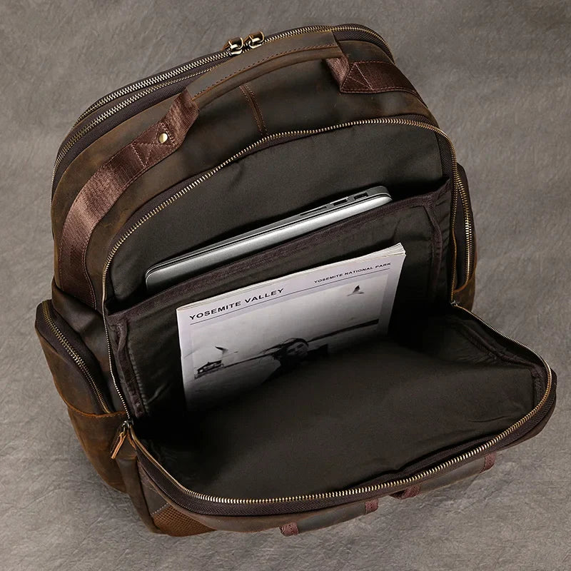 Mochila Masculina de Couro Luxo Notebook 17” 8