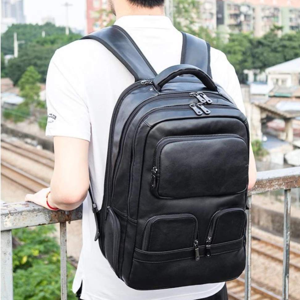 Mochila Masculina de Couro Notebook 17" Lyon 2