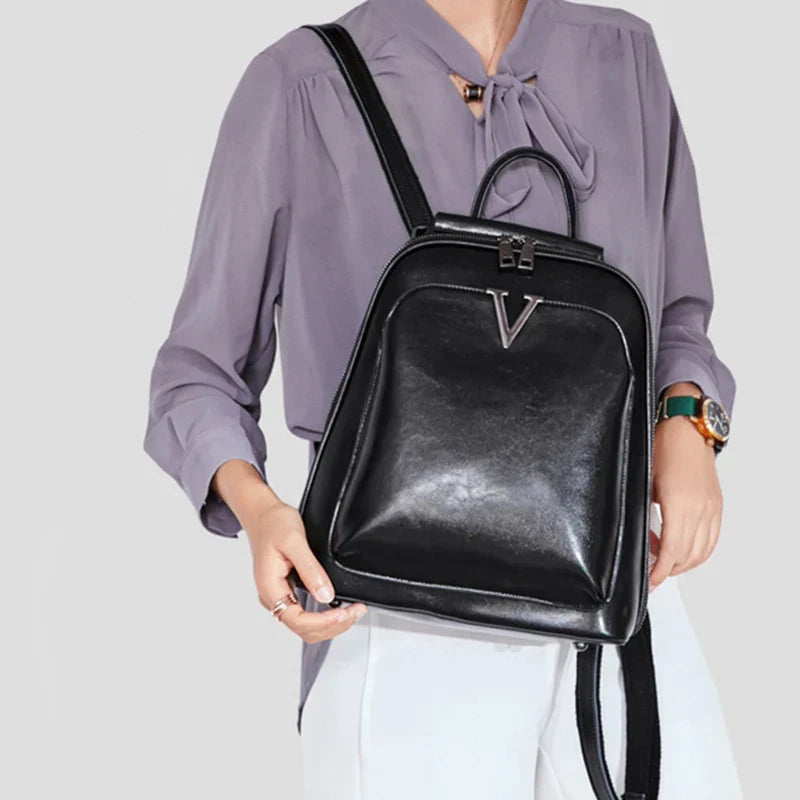 Mochila Feminina de Couro Legítimo Olivia