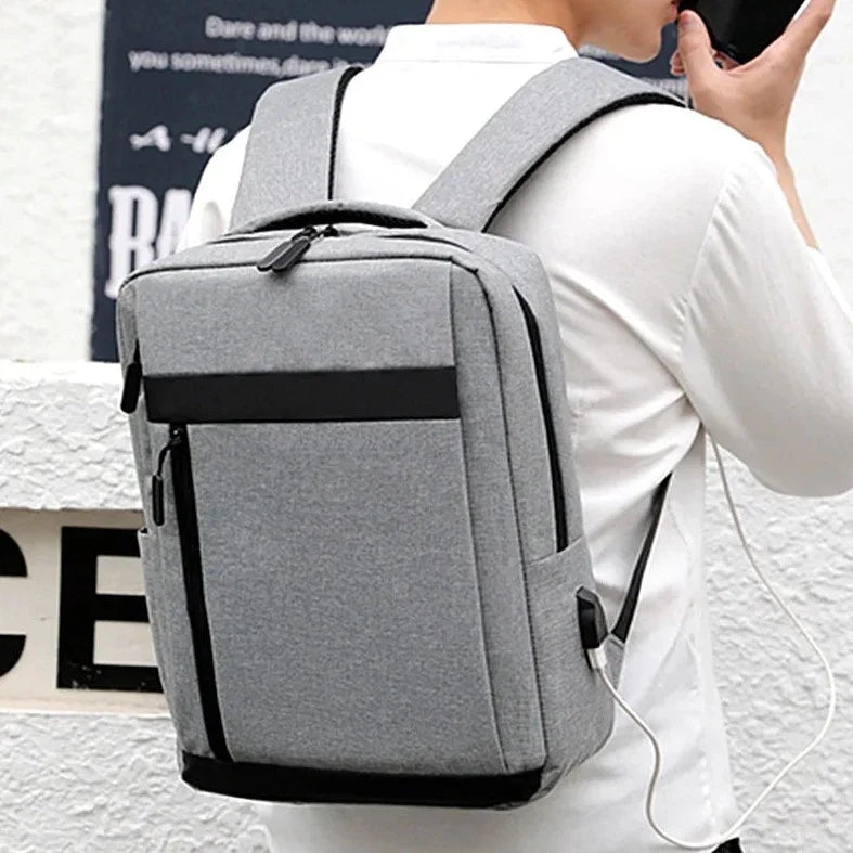 Mochila Executiva para Notebook 15` com Porta USB