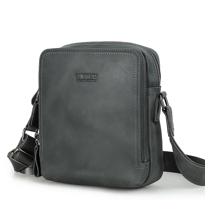 Mochila Masculina de Couro Striker