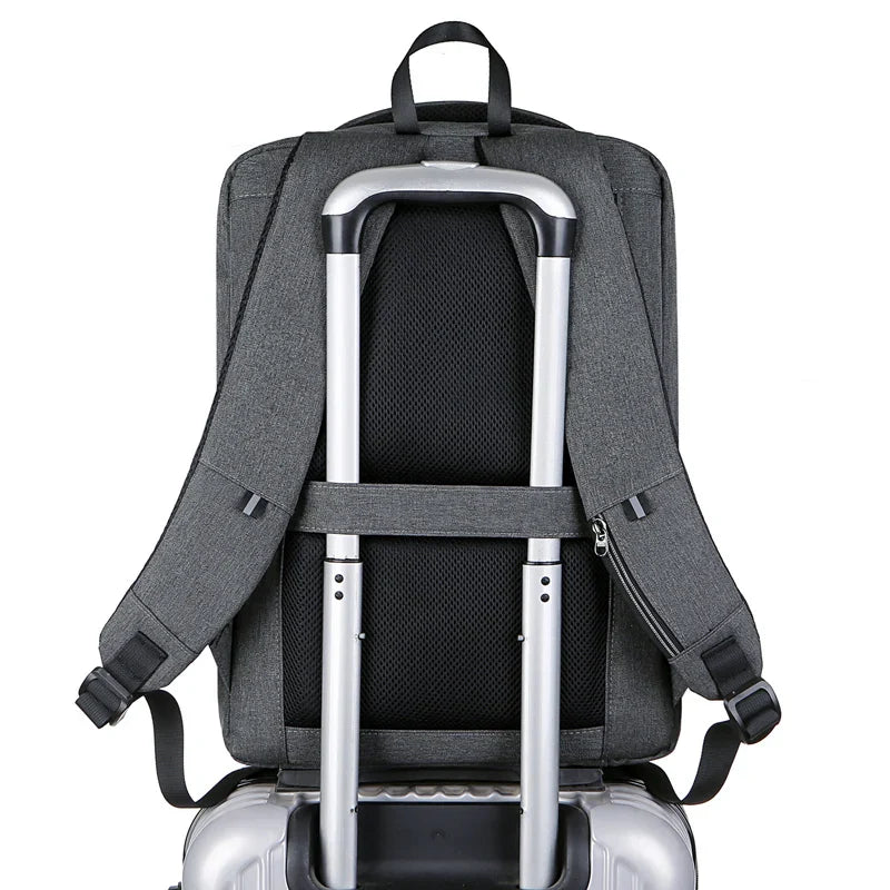 Mochila Executiva Impermeável - Porta USB e Trava TSA