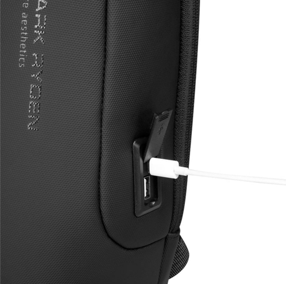 Shoulder Bag Masculina com Porta USB Antifurto Edge 7