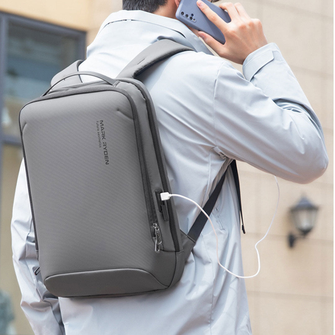 Mochila Executiva Notebook 15.6" Antifurto Porta USB