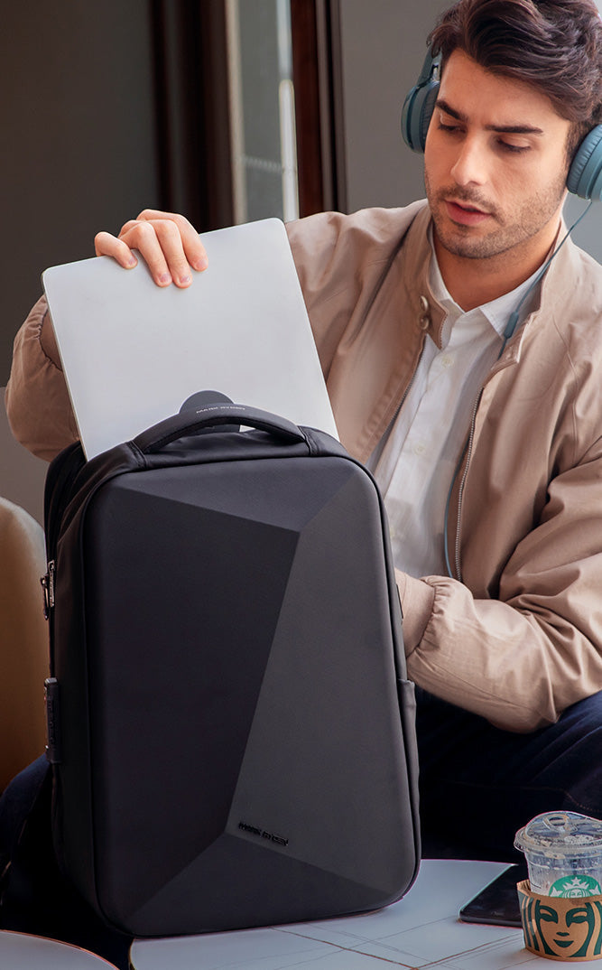 Mochila Expansível 20-26L para Notebook 15.6