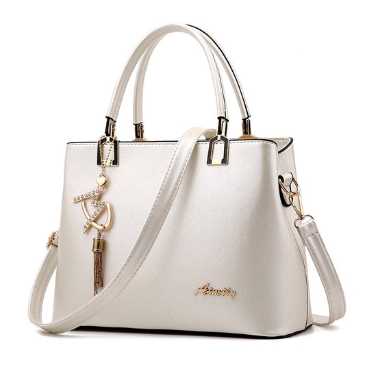 Bolsa Feminina em Couro Genuino Versatile